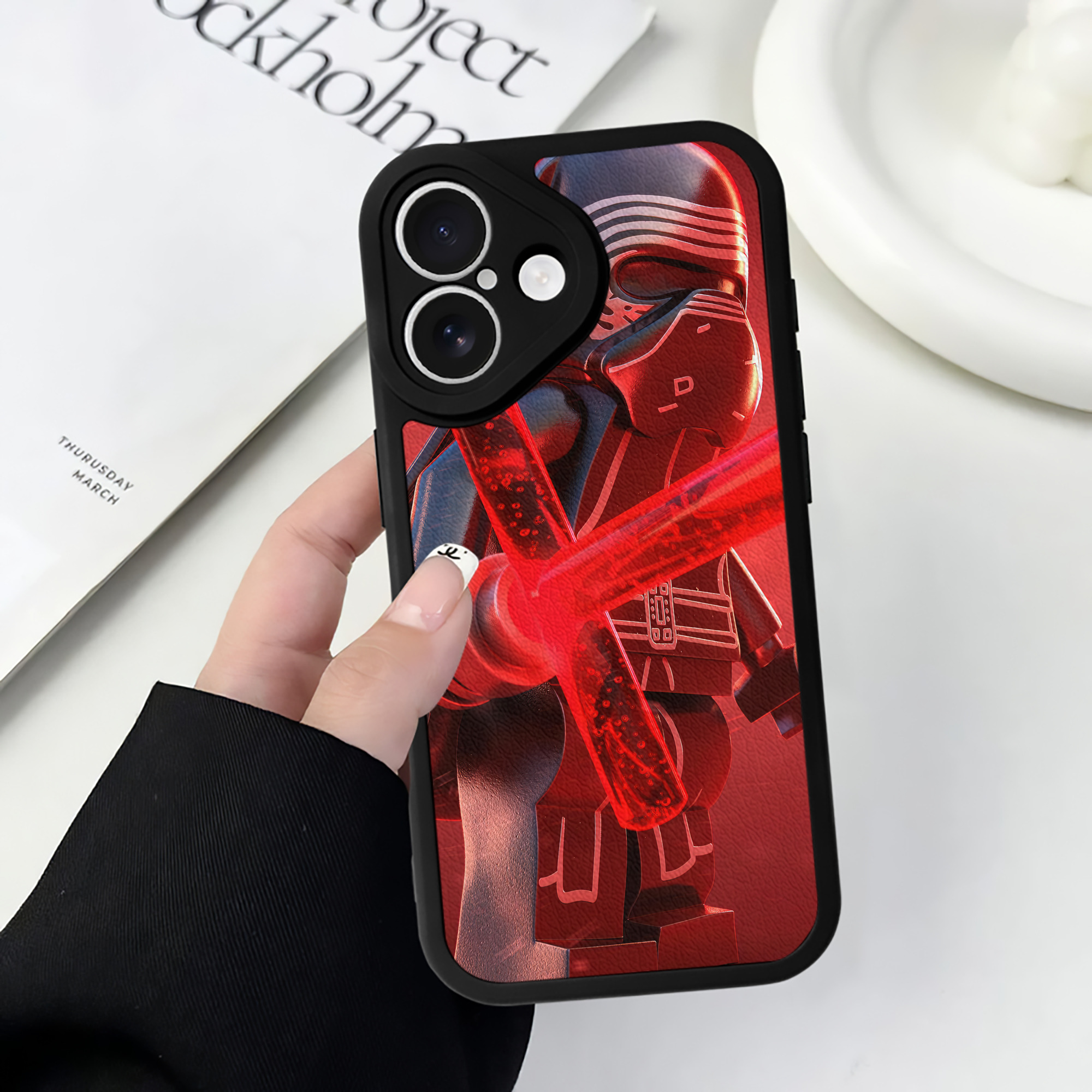 （画像用） スター・ウォーズ Star Wars 【iPhone 16シリーズ対応】シリコンスマホケース（レザー調） 材質：シリコン